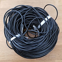 10 m&egrave;tres Cordon rond cuir lisse Noir 3 mm