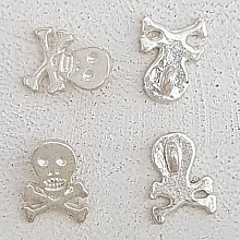 Breloque T&ecirc;te de mort N&deg;22