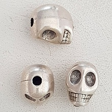 Breloque T&ecirc;te de mort N&deg;25