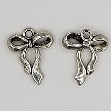 Breloque N&oelig;ud N&deg;10 breloque noeud papillon ruban en m&eacute;tal argent