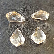 Breloque Pendentif en verre facett&eacute; goutte N&deg;01-01