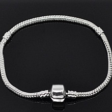 Bracelet Clip Europ&eacute;en 15cm fermoir Lisse