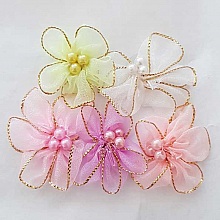 Lot 5 fleurs color&eacute;es Tissus Organza N&deg;02