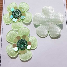 Lot 3 fleurs 5 p&eacute;tales Tissus Vert