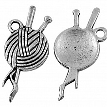 50 Breloques pendentifs pelote de laine aiguilles &agrave; tricoter m&eacute;tal Argent&eacute;