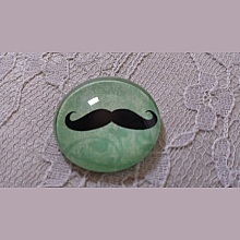 cabochon rond en verre 25mm moustache 024 