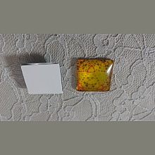 cabochon carr&eacute; en verre 25mm 016 