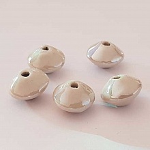 Perle fantaisie soucoupe c&eacute;ramique beige clair 20 mm N&deg;6