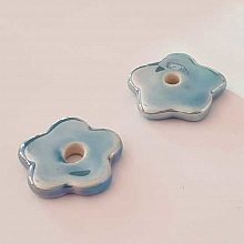 Perle fleur c&eacute;ramique bleu 29 mm