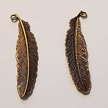 Breloque Plume N&deg;11 Bronze