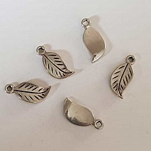 Breloque Fleur M&eacute;tal N&deg;151 Argent