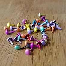 100 Attaches Parisiennes Rondes Assortiment N&deg;02 - 4 mm