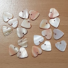 10 Perles breloques Pendentifs Nacres C&oelig;ur 17mm Rose