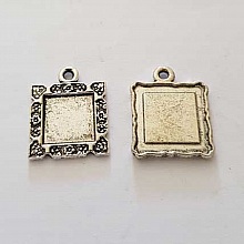 1 support cabochon carr&eacute; N&deg;05 Argent