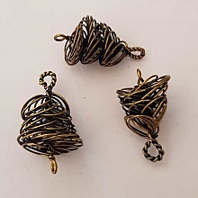 Breloque goutte ajour&eacute; N&deg;14 Bronze Dor&eacute; Vieilli