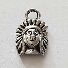 Breloque indien personnage N&deg;03 16 mm