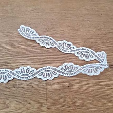 Dentelle Blanc Vague Fleur 16 mm N&deg;01