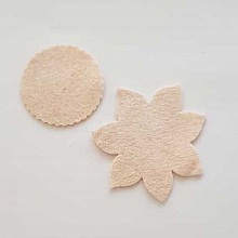 Jolie petite fleur en Feutrine 45 mm et 60 mm N&deg;19-05 x 2 pi&egrave;ces