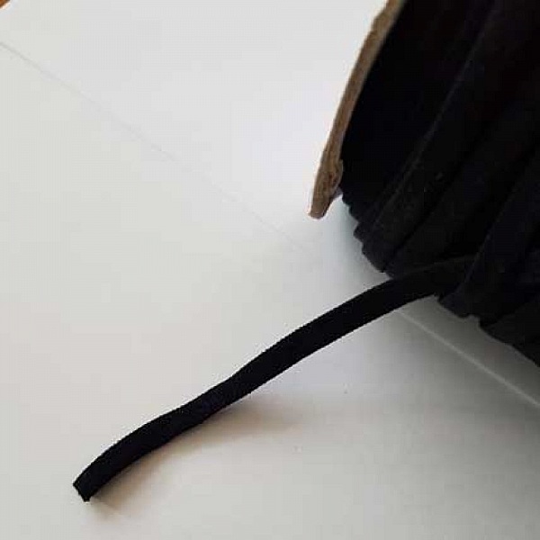 Rouleau d'élastique plat noir de 4 mm pour couture.