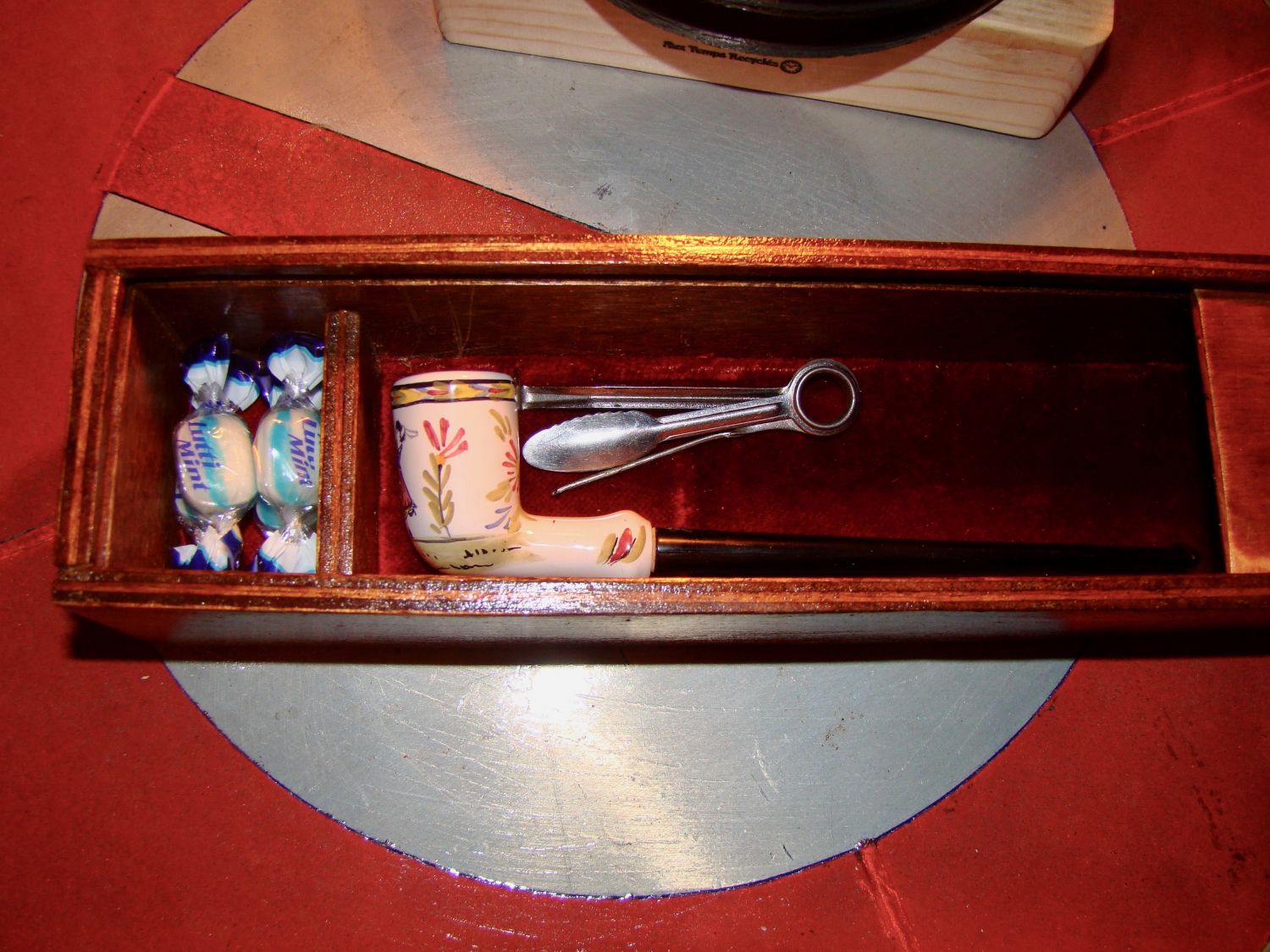 Boite &agrave; pipe vintage avec sa pipe
