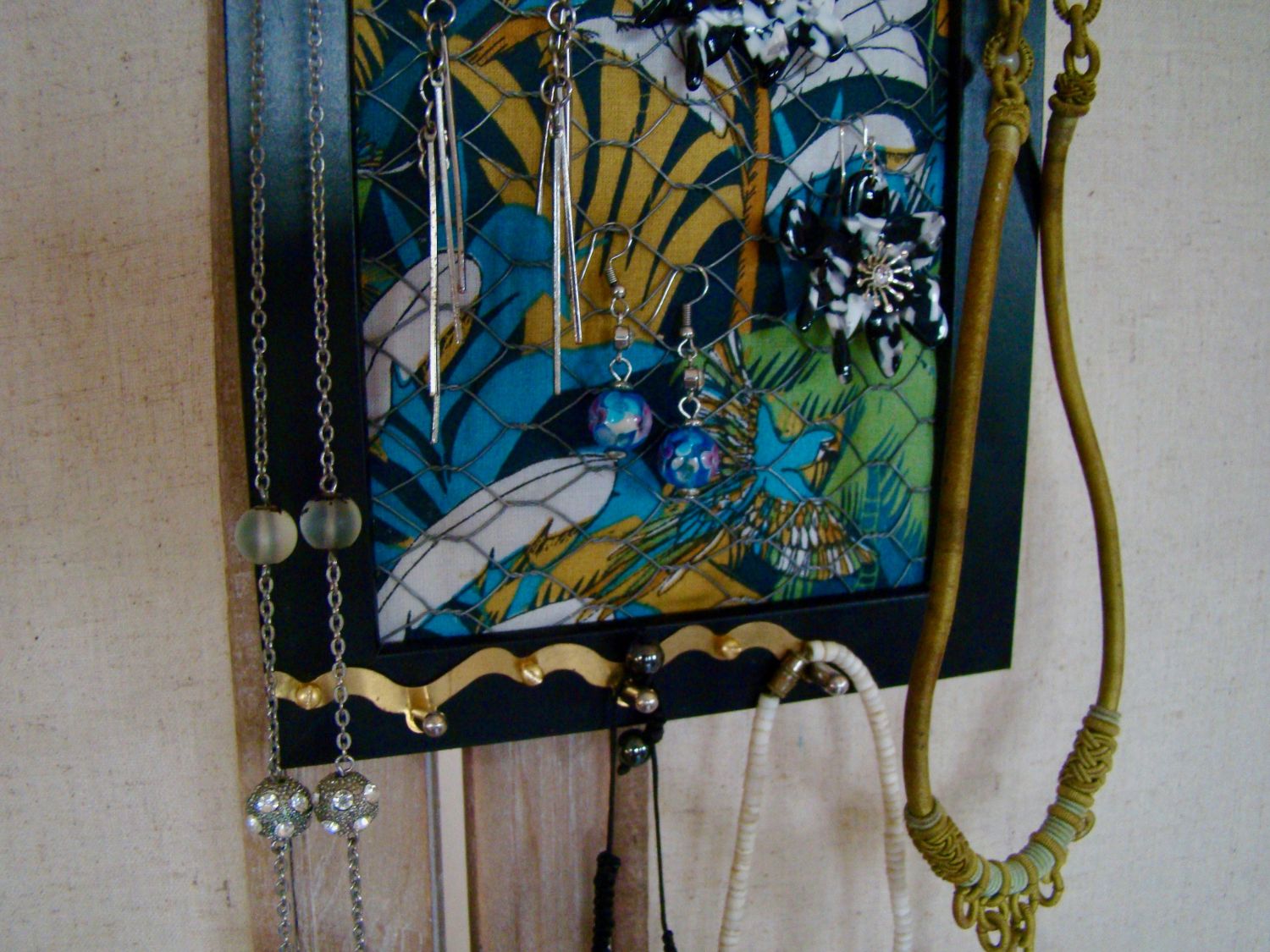 Cadre porte bijoux upcyling