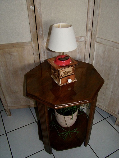 Lampe ancien moulin &agrave; caf&eacute; rouge 