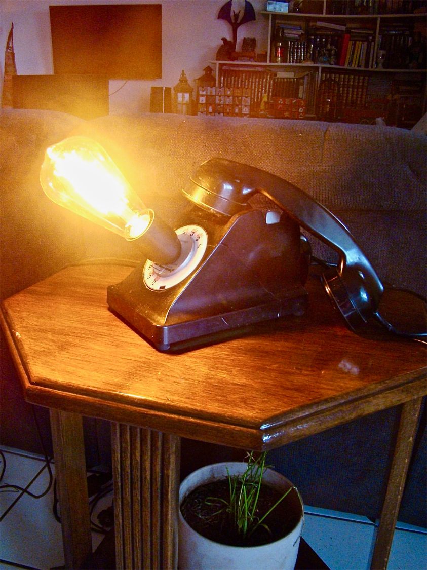 lampe t&eacute;l&eacute;phone 50 ' BEE GOOD