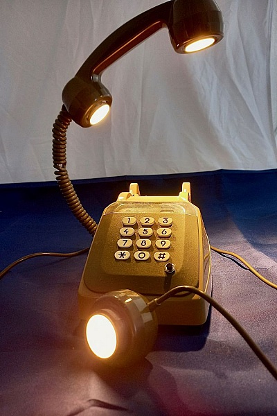 lampe t&eacute;l&eacute;phone style 80' et sa baladeuse !