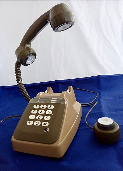 lampe t&eacute;l&eacute;phone style 80' et sa baladeuse !