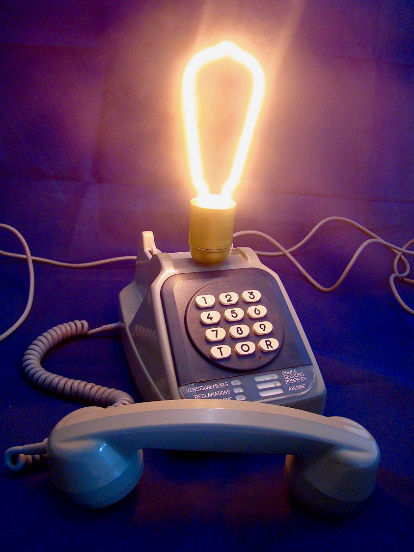 lampe t&eacute;l&eacute;phone blue n&eacute;on style 80' 