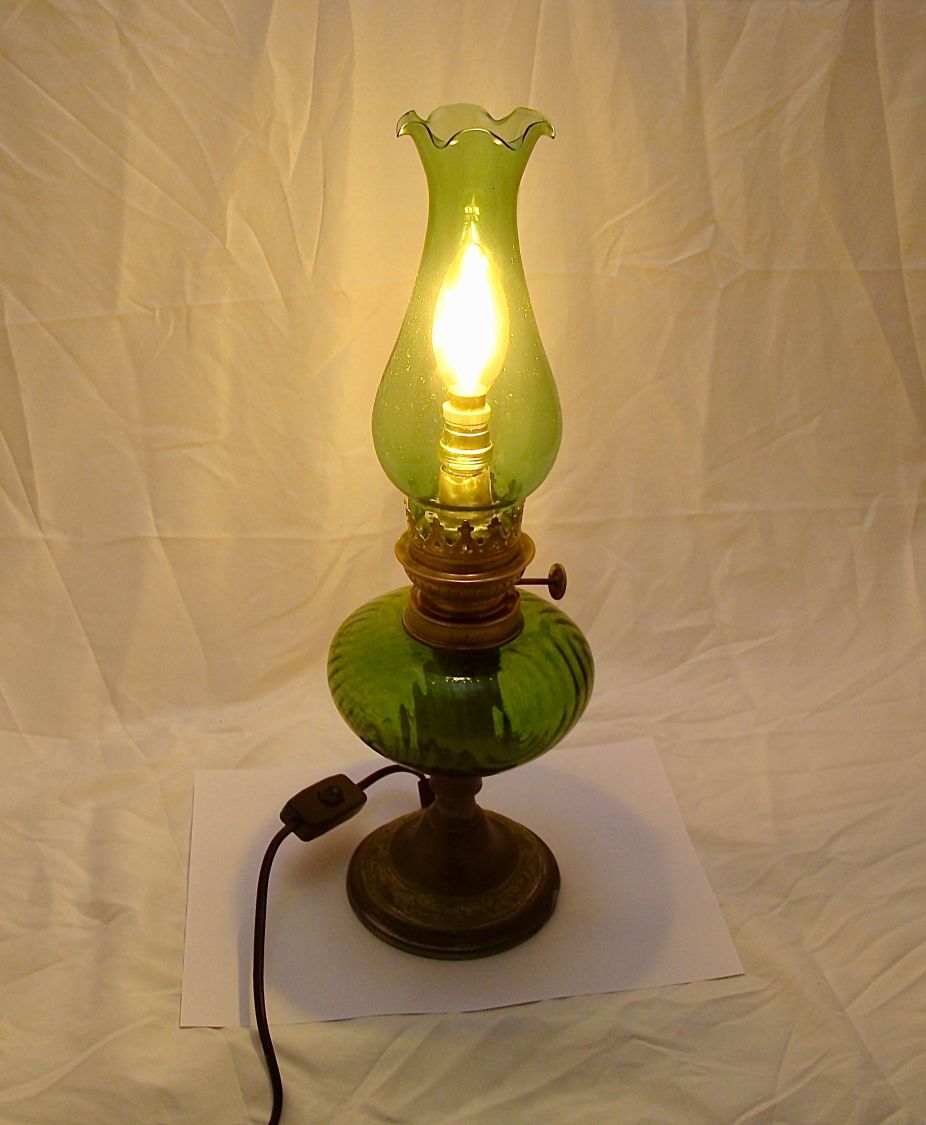 Lampe &agrave; P&eacute;trole GREEN LANTERNE 
