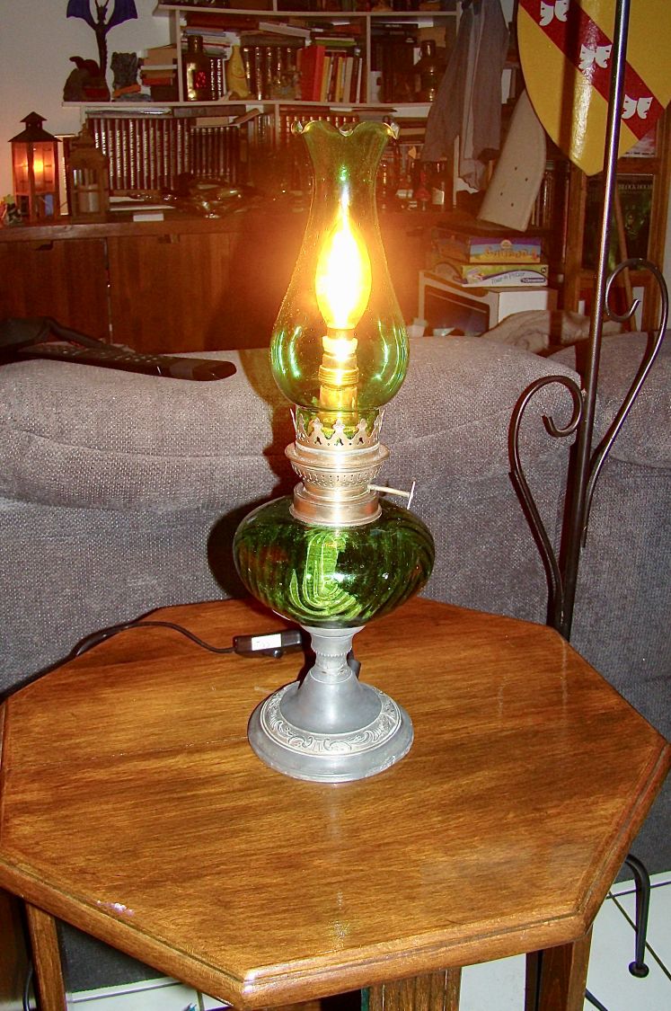 Lampe &agrave; P&eacute;trole GREEN LANTERNE 