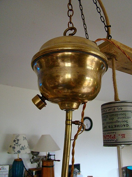 Lustre ancienne suspension &agrave; gaz 19 em