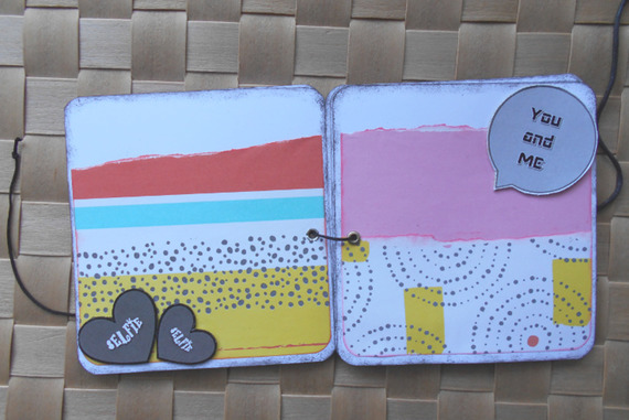 Mini album Amoureux "I Love You" imprim&eacute;s flashy bleu orange jaune rose noir