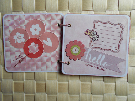 Mini album photos &agrave; compl&eacute;ter "Moments Magiques" tons rose/orange
