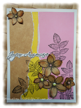Carte de Joyeux Anniversaire au f&eacute;minin combo fleurie jaune marron rose