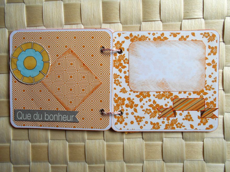 Mini album photos &agrave; compl&eacute;ter "Moments Magiques" tons rose/orange
