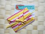 Pochette &agrave; cartes en papier int&eacute;rieur uni rose ext&eacute;rieur motif jaune rose blanc  toujours disponible sur soi