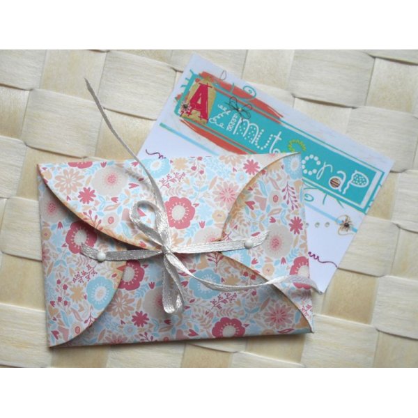Pr&eacute;sentoir,  porte cartes de visite, &eacute;tui fleurs printemps multicolore, bleu, rose, beige