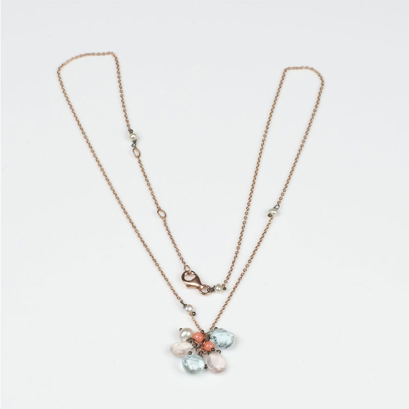 Collier Création Trésor n°4 avec pierres fines et perles.