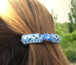 barrette longue en perles - modèle à venir