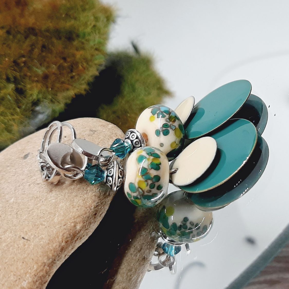 boucles d'oreilles collection &eacute;t&eacute; bleu vert turquoise avec perles en verre pour des boucles d'oreilles uniques