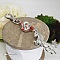 porte cl&eacute; argent&eacute; pendentif cheval et superbe perle rouge et blanc faite &agrave; la main perle de cr&eacute;ateurs fin et color&eacute; rose et vert