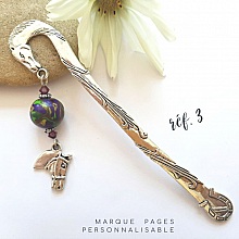 marque pages pendentif passion cheval et perle effet couleurs mosaiques vert violet