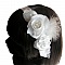 bandeau de cheveux mari&eacute;e blanc fleurs de satin dentelle et plumes