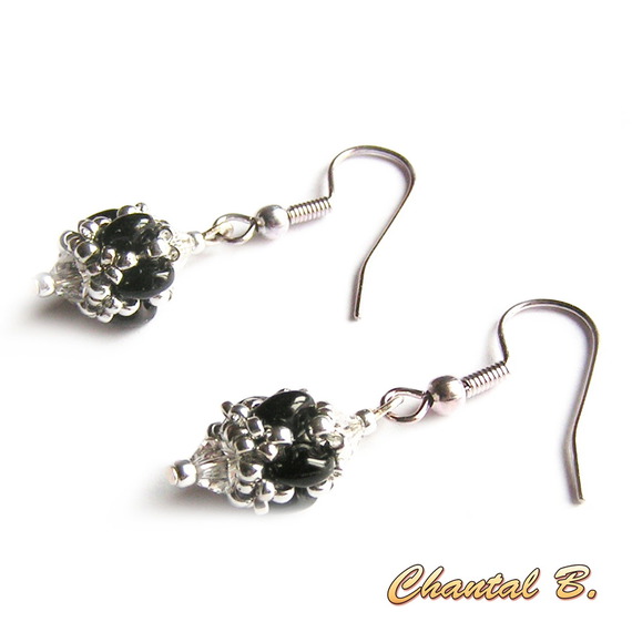 boucles d'oreilles mariage perles swarovski cristal perles de verre blanc nacr&eacute; et argent