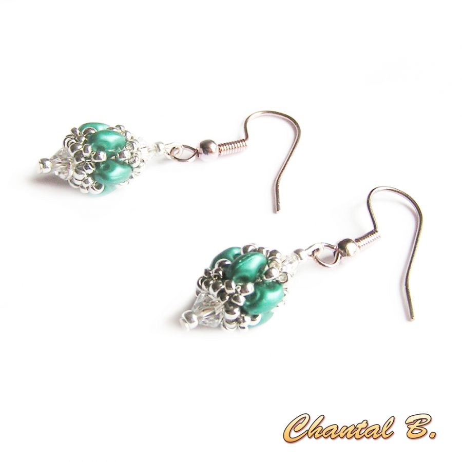 boucles d'oreilles mariage perles swarovski cristal perles de verre &eacute;meraude nacr&eacute; et argent
