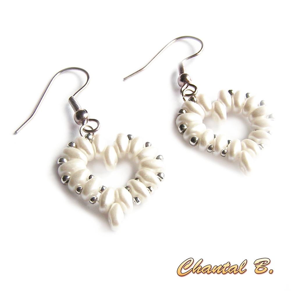 boucles d'oreilles st valentin mariage coeur perles nacr&eacute;es et or soir&eacute;e plaqu&eacute; or