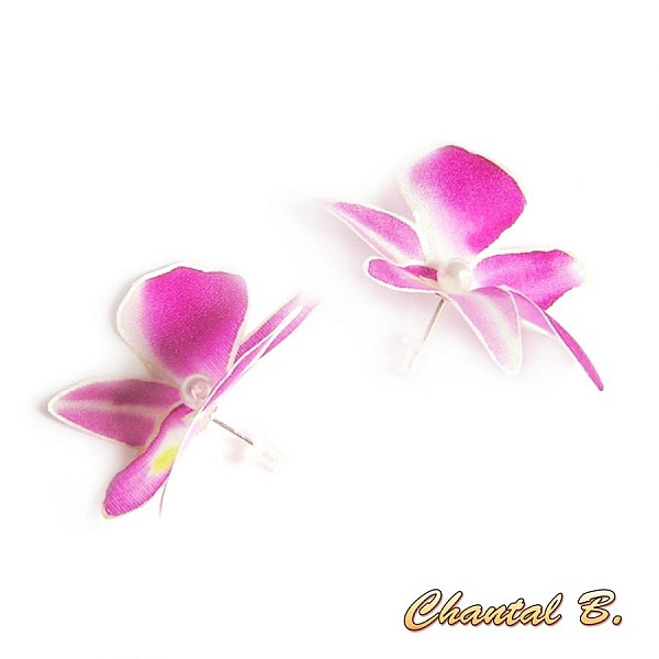 Bracelet mari&eacute;e orchid&eacute;e de soie rose peinte sur guipure  