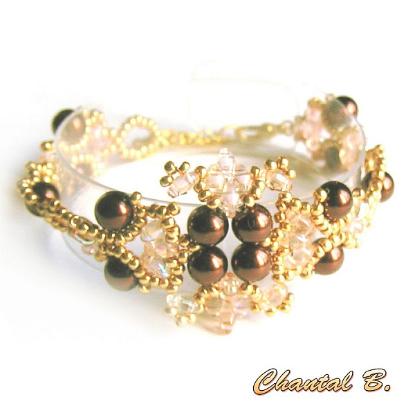 bracelet tiss&eacute; perles nacr&eacute;es chocolat perles transparentes saumon et or mariage soir&eacute;e
